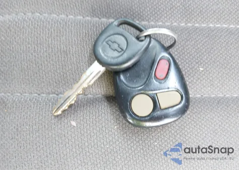 2003 Chevrolet S-10 Ls from USA, damaged, VIN 1GCCS14X038222371